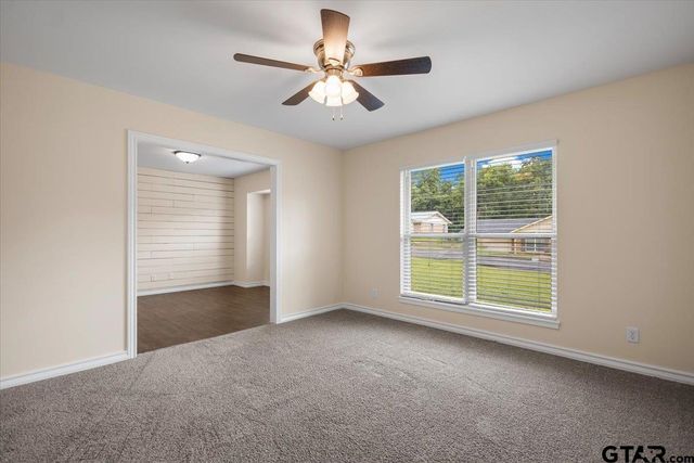 2033 Neeley St., Tyler, TX 75701