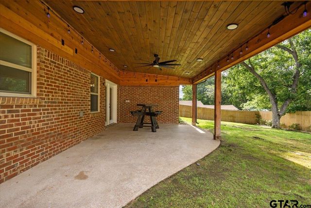 2033 Neeley St., Tyler, TX 75701