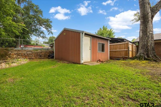 2033 Neeley St., Tyler, TX 75701