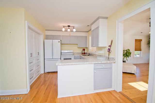 307 Anita Forte Drive, Swansboro, NC 28584