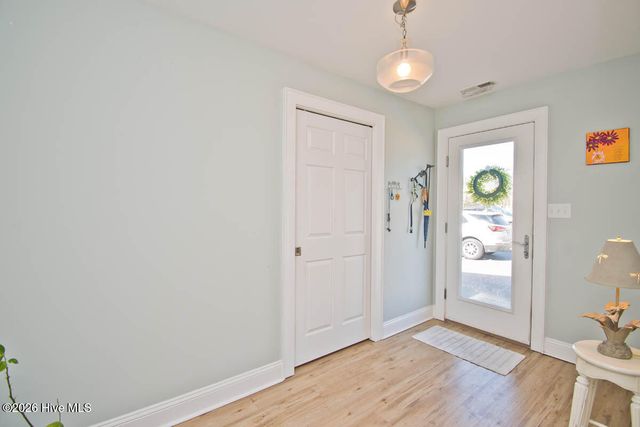 307 Anita Forte Drive, Swansboro, NC 28584