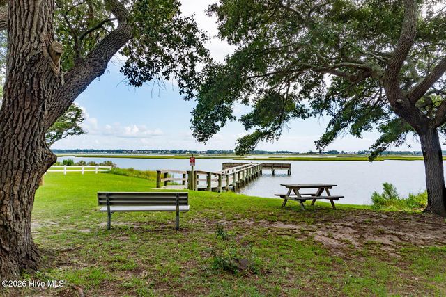 307 Anita Forte Drive, Swansboro, NC 28584