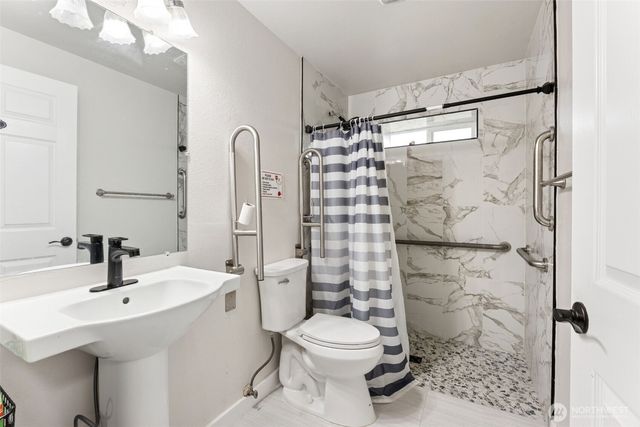 11614 62nd Avenue E, Puyallup, WA 98373