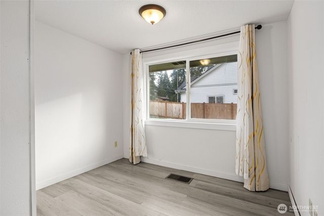 11614 62nd Avenue E, Puyallup, WA 98373