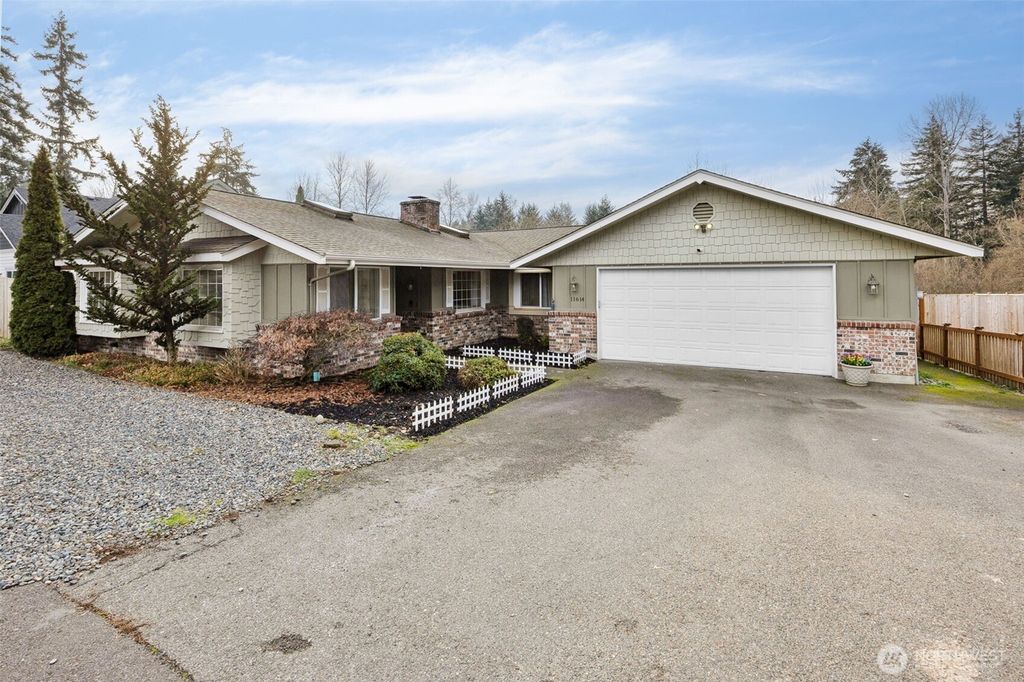 11614 62nd Avenue E, Puyallup, WA 98373