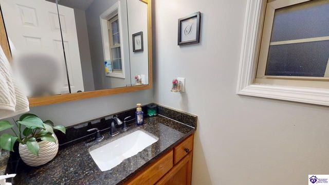 114 Seth Court, Radcliff, KY 40160