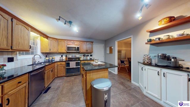 114 Seth Court, Radcliff, KY 40160