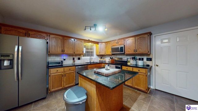 114 Seth Court, Radcliff, KY 40160