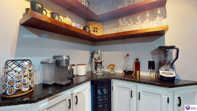 114 Seth Court, Radcliff, KY 40160