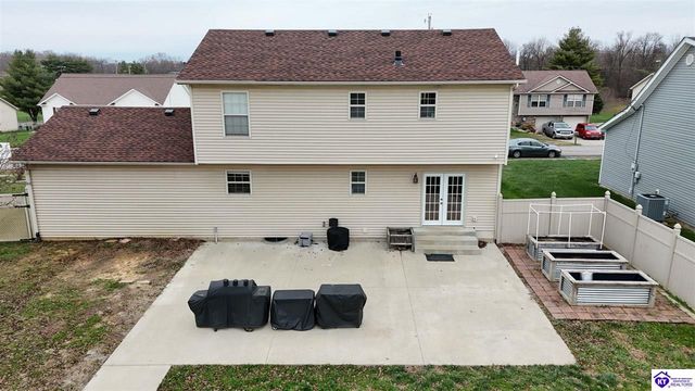 114 Seth Court, Radcliff, KY 40160