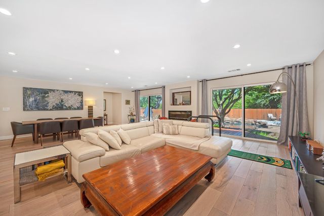 5225 Marione Dr, Carmichael, CA 95608