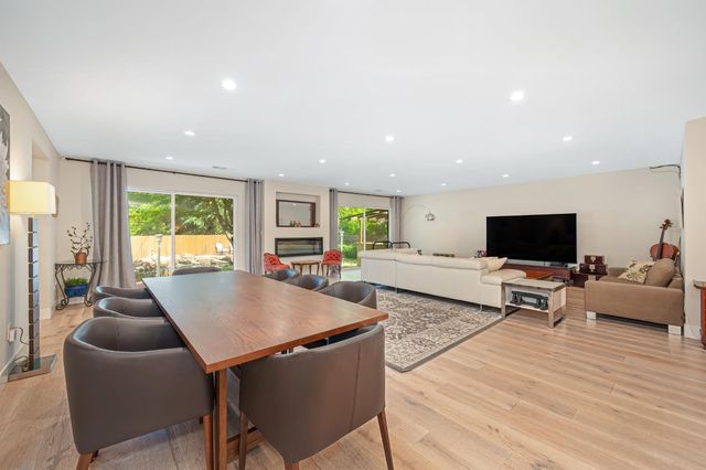 5225 Marione Dr, Carmichael, CA 95608