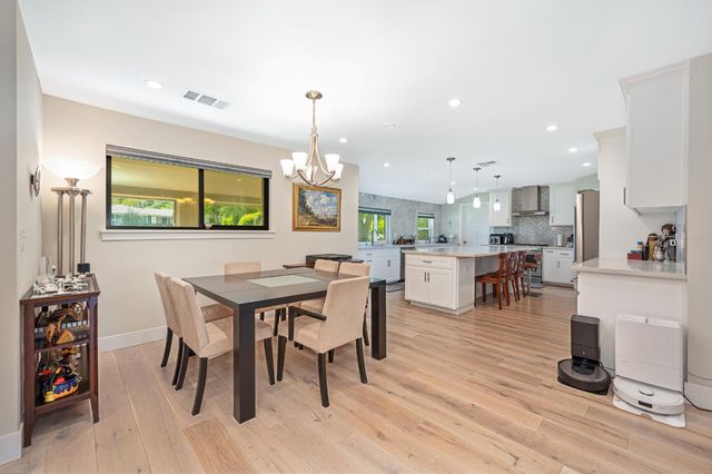 5225 Marione Dr, Carmichael, CA 95608