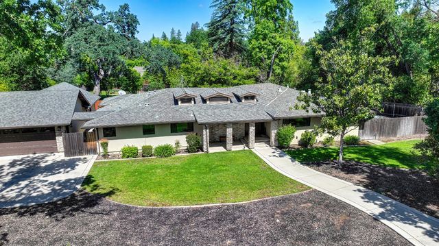 5225 Marione Dr, Carmichael, CA 95608