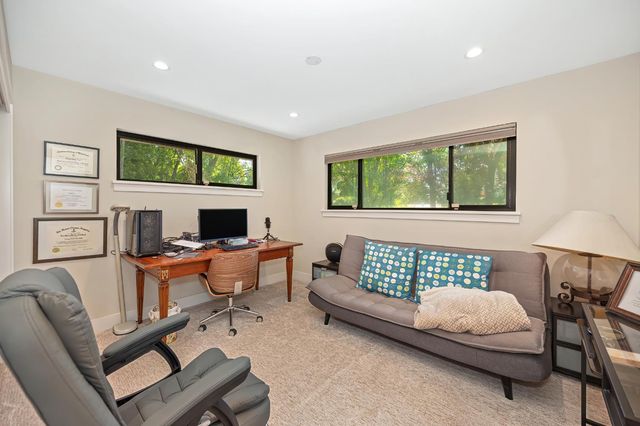 5225 Marione Dr, Carmichael, CA 95608