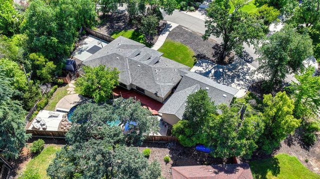 5225 Marione Dr, Carmichael, CA 95608