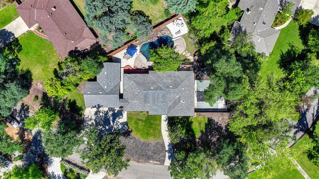 5225 Marione Dr, Carmichael, CA 95608