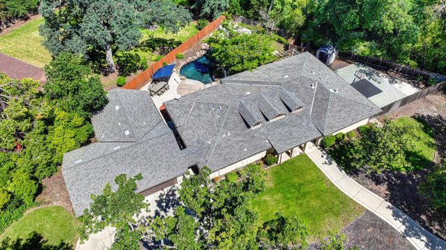 5225 Marione Dr, Carmichael, CA 95608