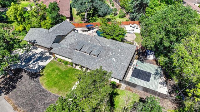 5225 Marione Dr, Carmichael, CA 95608