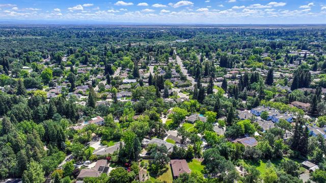 5225 Marione Dr, Carmichael, CA 95608