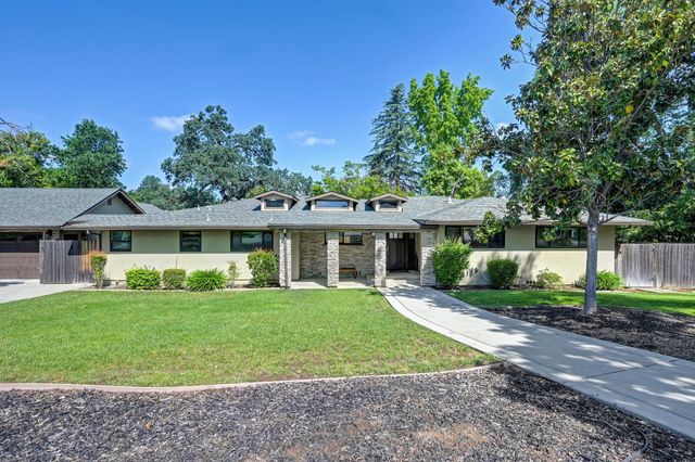 5225 Marione Dr, Carmichael, CA 95608