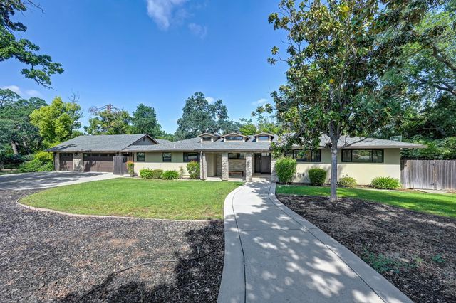 5225 Marione Dr, Carmichael, CA 95608