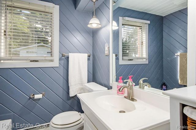 35238 Moravian Drive, Sterling Heights, MI 48312