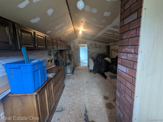 35238 Moravian Drive, Sterling Heights, MI 48312