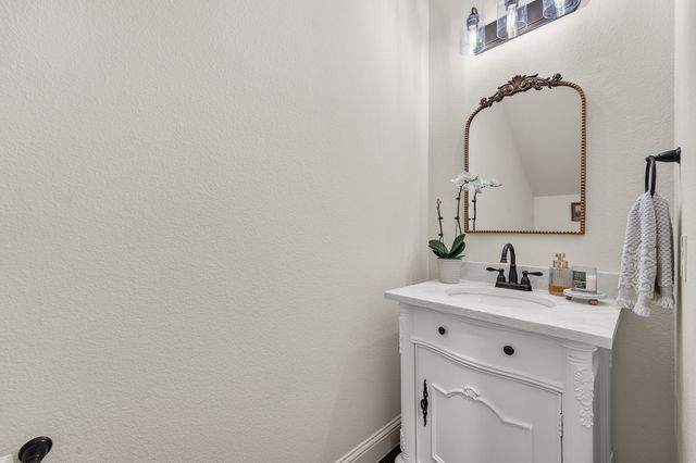 4013 Sigma Road, Farmers Branch, TX 75244