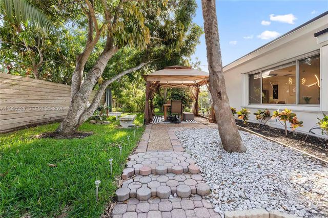 1000 SW 32nd St, Fort Lauderdale, FL 33315