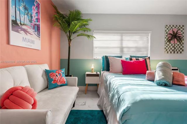 1000 SW 32nd St, Fort Lauderdale, FL 33315