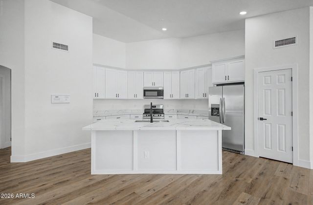 10505 E EMERALD Circle, Mesa, AZ 85208