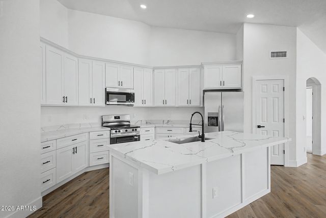 10505 E EMERALD Circle, Mesa, AZ 85208