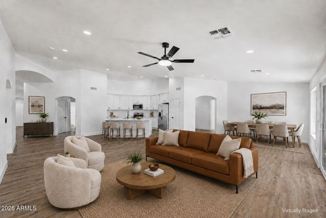 10505 E EMERALD Circle, Mesa, AZ 85208