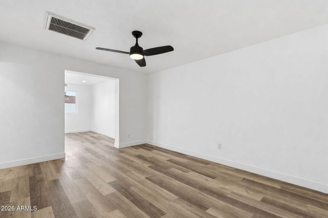 534 E PEBBLE BEACH Drive, Tempe, AZ 85282