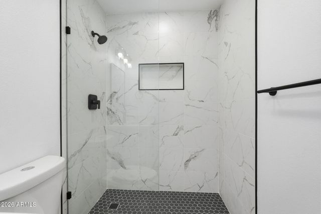 534 E PEBBLE BEACH Drive, Tempe, AZ 85282