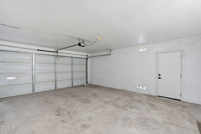 534 E PEBBLE BEACH Drive, Tempe, AZ 85282