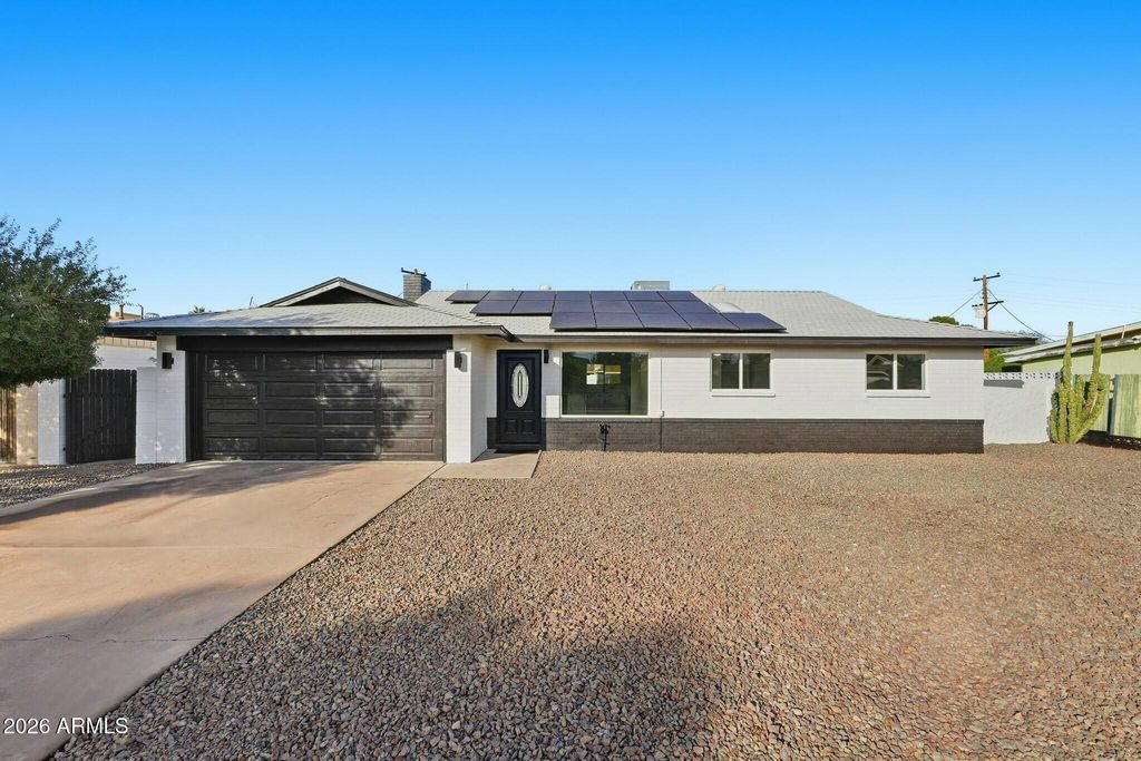 534 E PEBBLE BEACH Drive, Tempe, AZ 85282