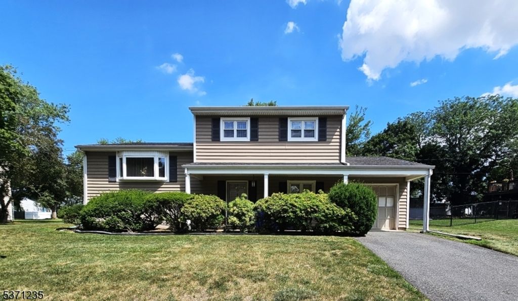 15 Barker Rd, Franklin Twp., NJ 08873