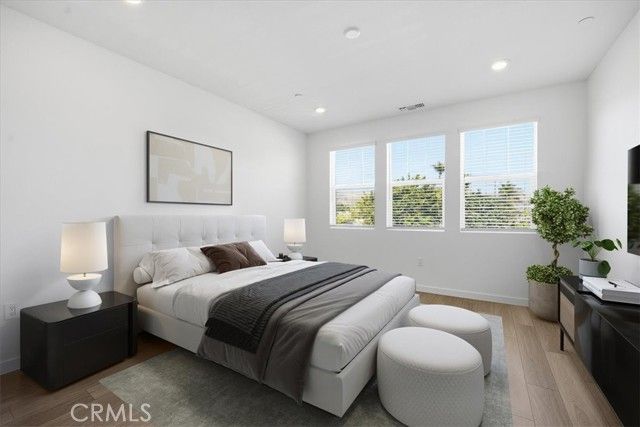 2352 Channel Drive 105, Ventura, CA 93003