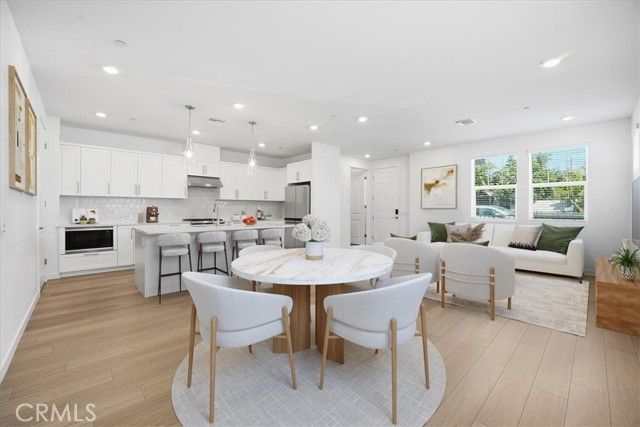 2352 Channel Drive 105, Ventura, CA 93003