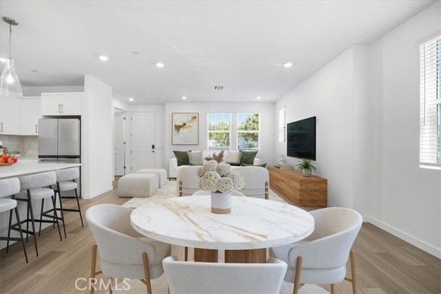 2352 Channel Drive 105, Ventura, CA 93003