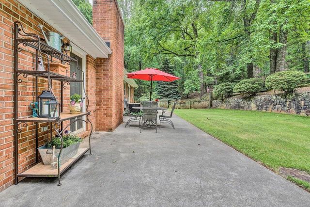 8319 Salt Pond RD, Troutville, VA 24175