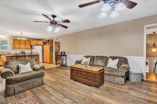 8319 Salt Pond RD, Troutville, VA 24175
