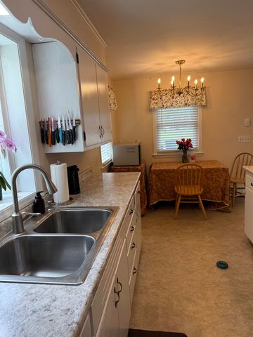13 Brierbrook Lane, Springfield, VT 05156
