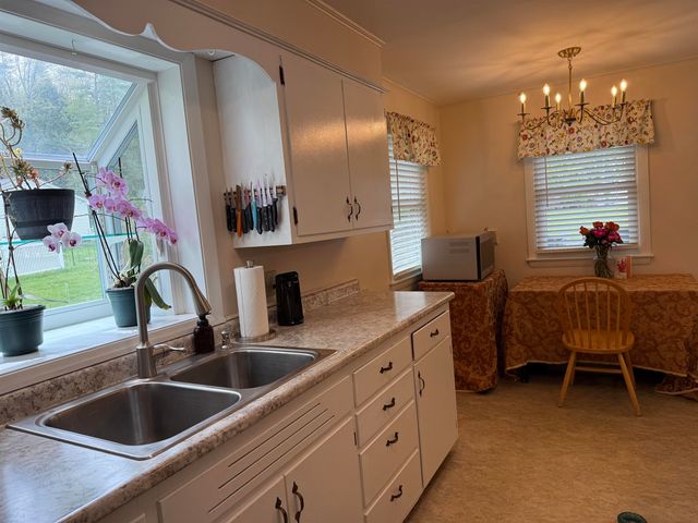 13 Brierbrook Lane, Springfield, VT 05156