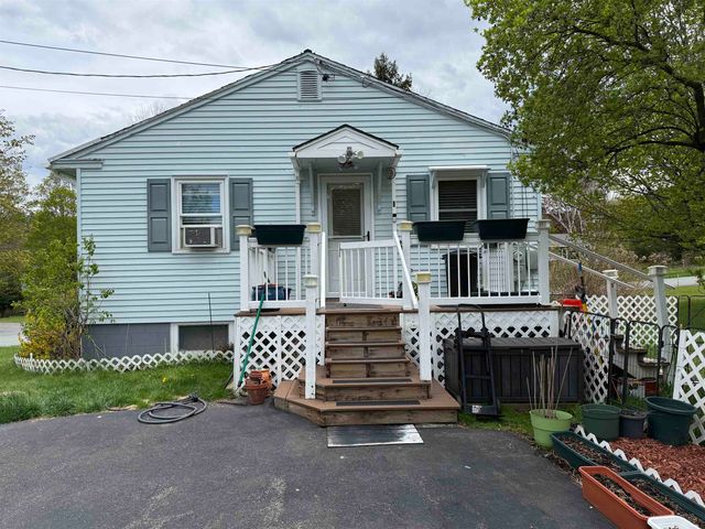 13 Brierbrook Lane, Springfield, VT 05156