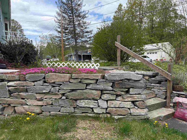 13 Brierbrook Lane, Springfield, VT 05156