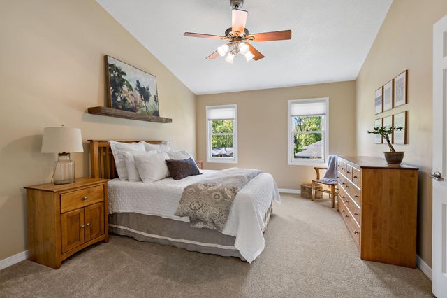 8660 Black Maple Drive, Eden Prairie, MN 55344