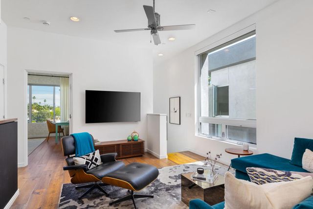 1000 Surrey Lane, Palm Springs, CA 92264